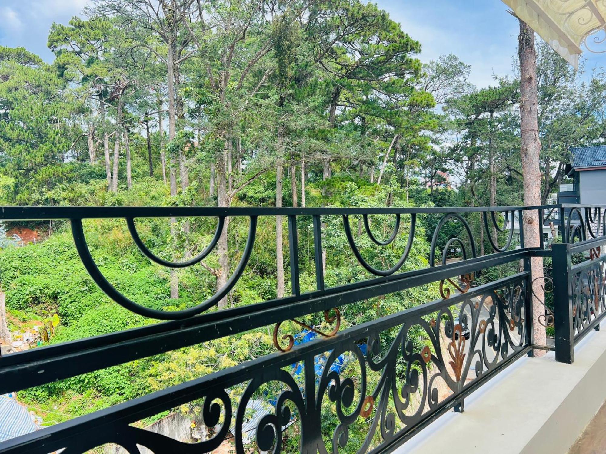 Nature Hotel - Dalat 3 エクステリア 写真